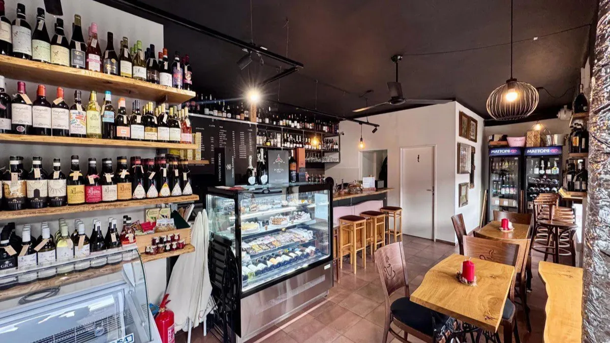 Commercial Property for Rent · Retail Space · 45 m² — 1