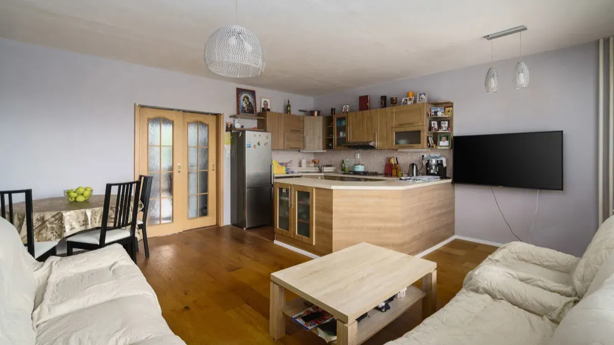Te koop appartement · 4+kk · 77 m² — 1