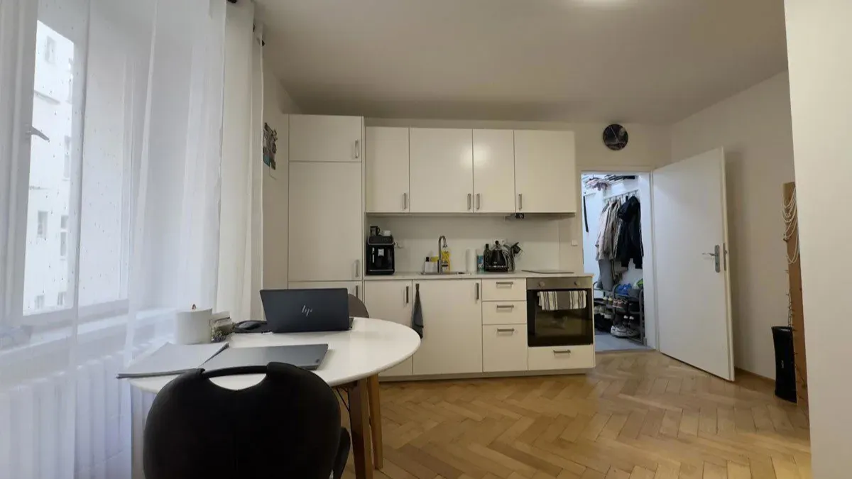 임대 아파트 · 2+kk · 40 m² — 1