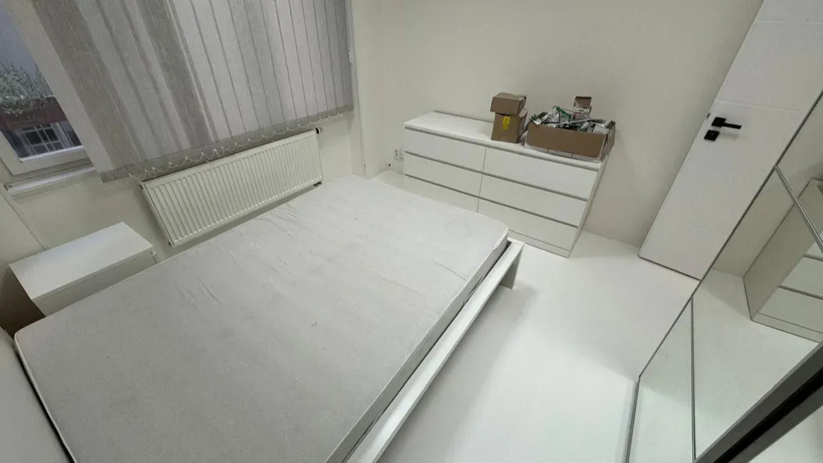 임대 방 · 70 m² — 10