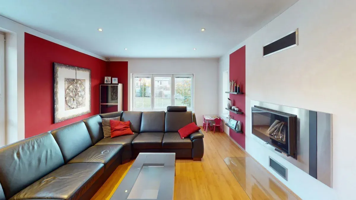 House for Sale · Family Home · 424 m² (ID: SaleLink) — 1
