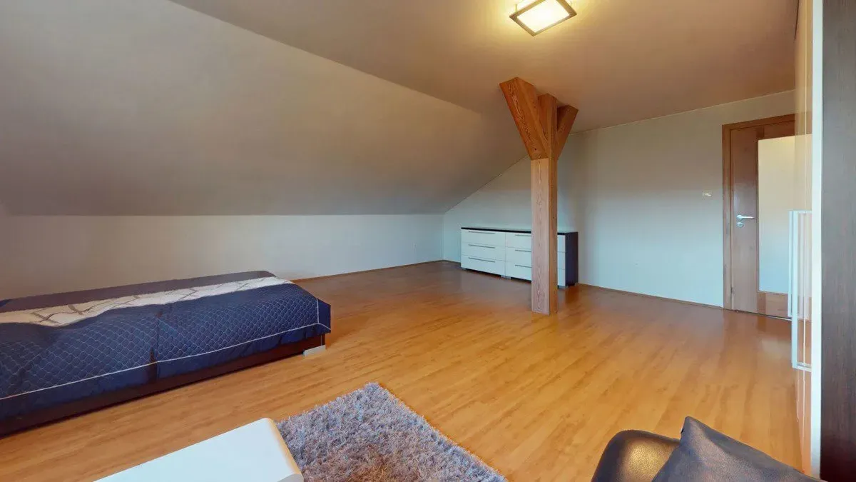 House for Sale · Family Home · 424 m² (ID: SaleLink) — 6