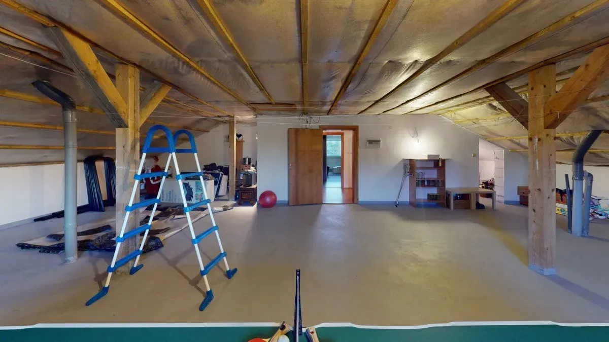 House for Sale · Family Home · 424 m² (ID: SaleLink) — 8