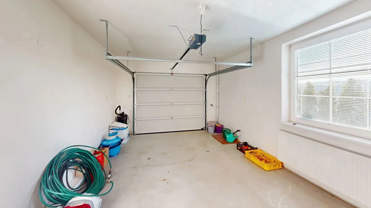 House for Sale · Family Home · 424 m² (ID: SaleLink) — 11