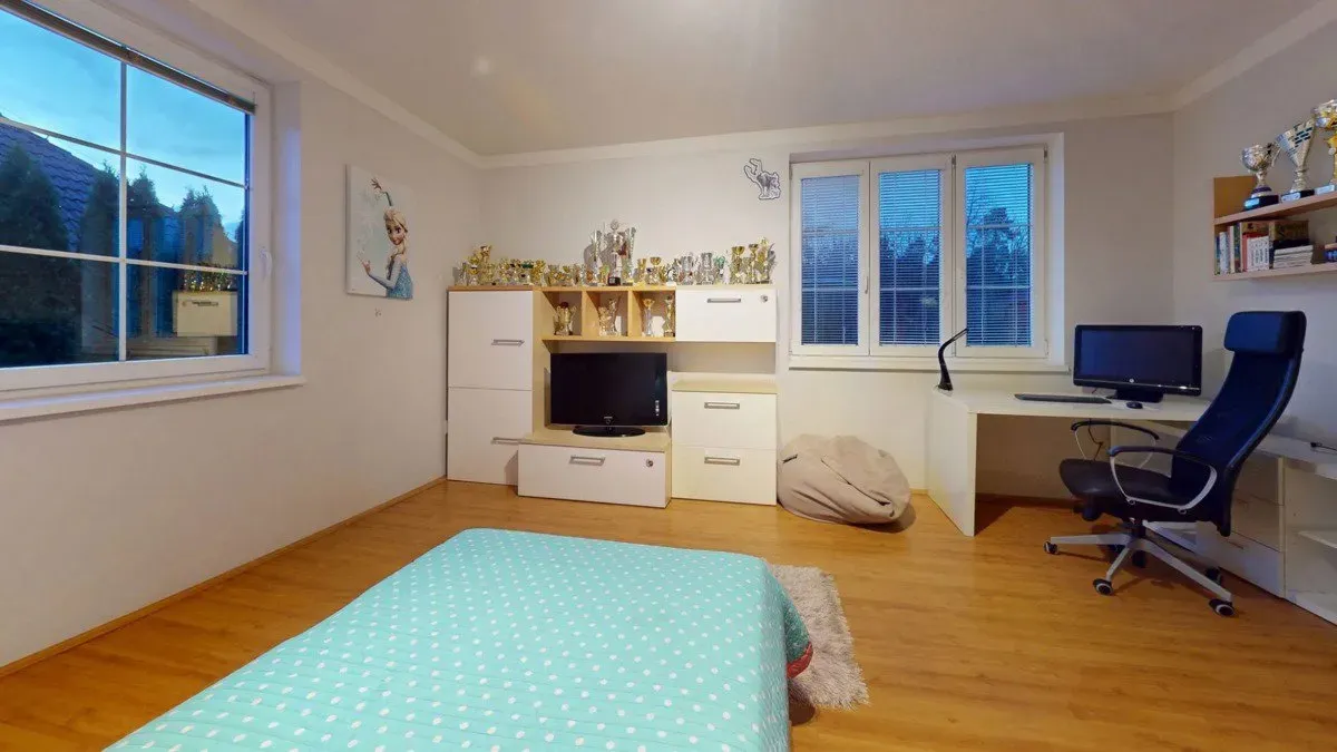 House for Sale · Family Home · 424 m² (ID: SaleLink) — 18