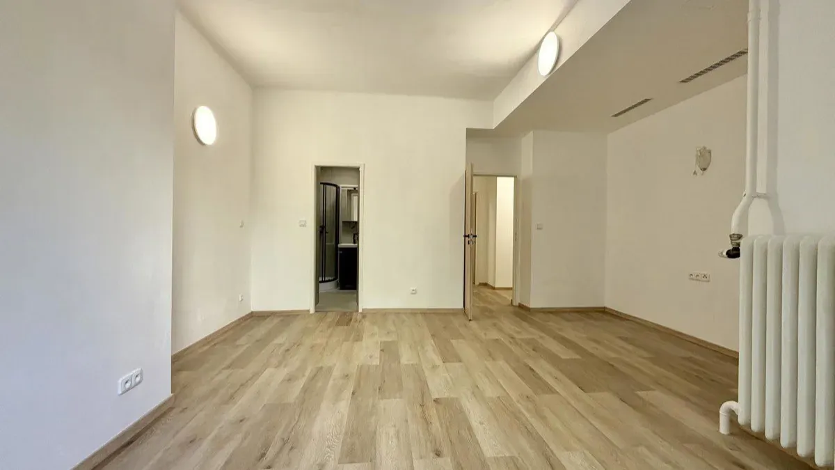 For Sale: 1+1 Apartment in Nusle — 2