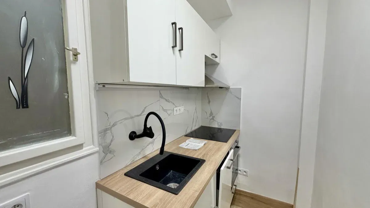 For Sale: 1+1 Apartment in Nusle — 1
