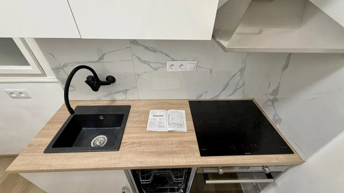 For Sale: 1+1 Apartment in Nusle — 5