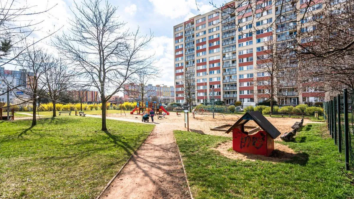 Apartment for Sale · 2+kk · 40 m² (ID: Sale2kk40) — 11