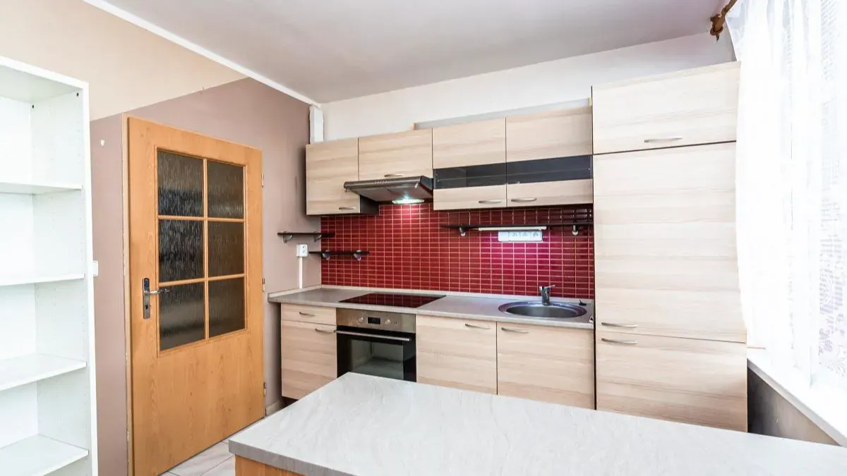 Apartment for Sale · 2+kk · 40 m² (ID: Sale2kk40) — 12