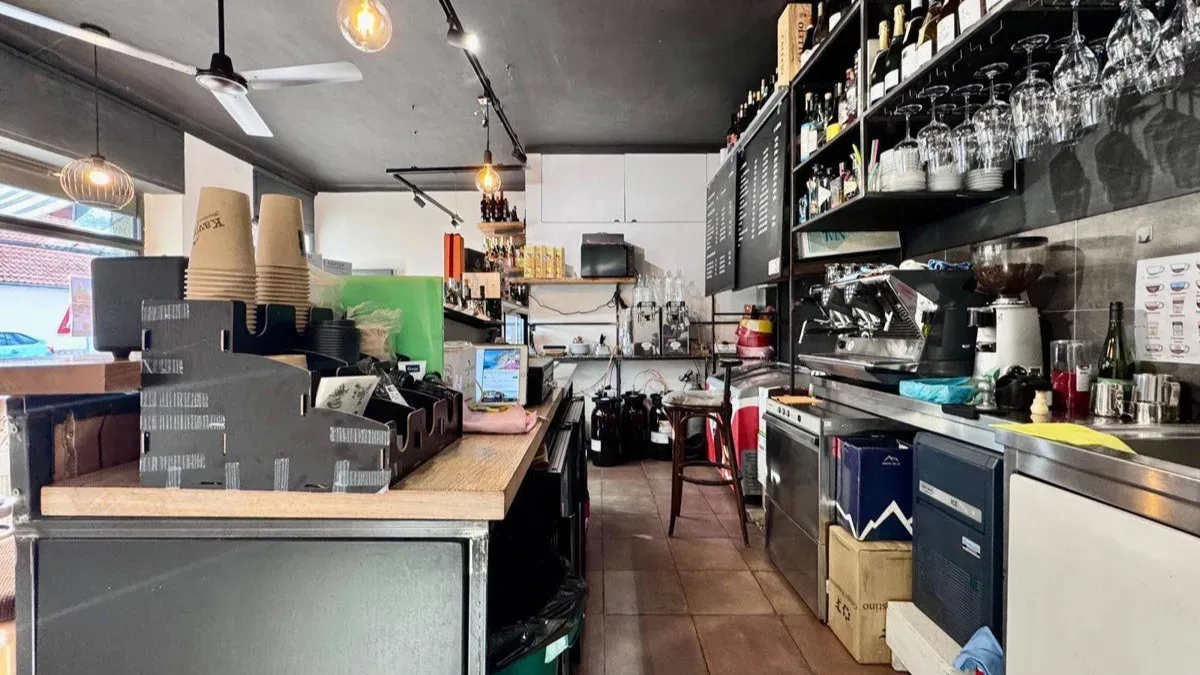 Commercial Property for Rent · Retail Space · 45 m² — 3