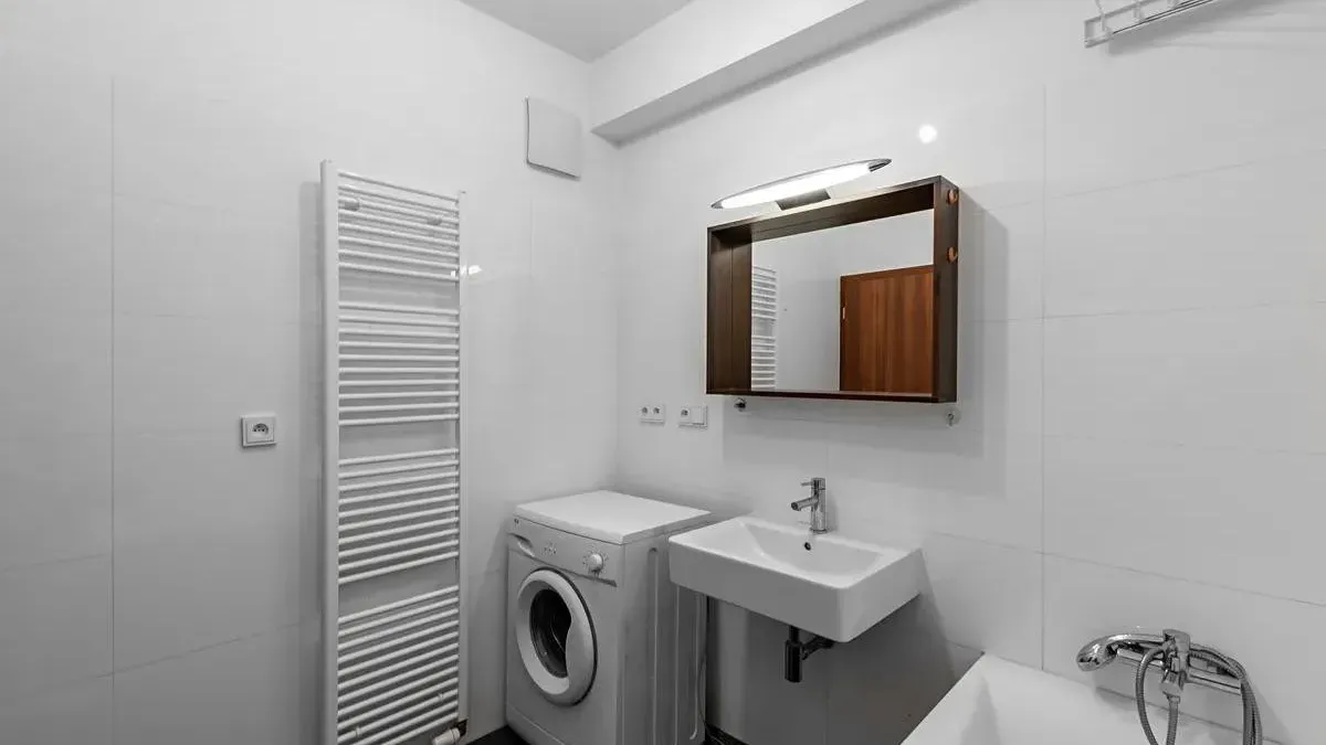 Te huur appartement · 2+kk — 6