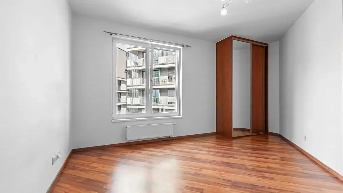 Te huur appartement · 2+kk — 7