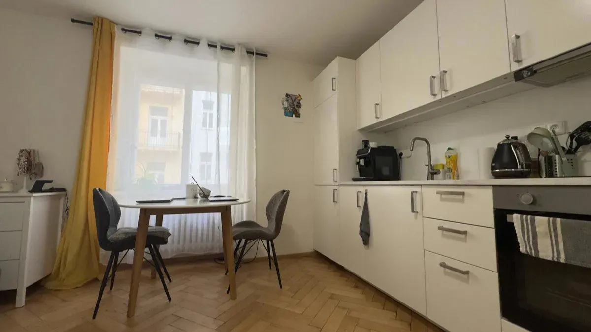 임대 아파트 · 2+kk · 40 m² — 8